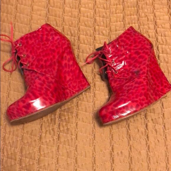 OPENING CEREMONY RARE RED LEOPARD PLATFORM BOOTIES - Picture 2 of 9
